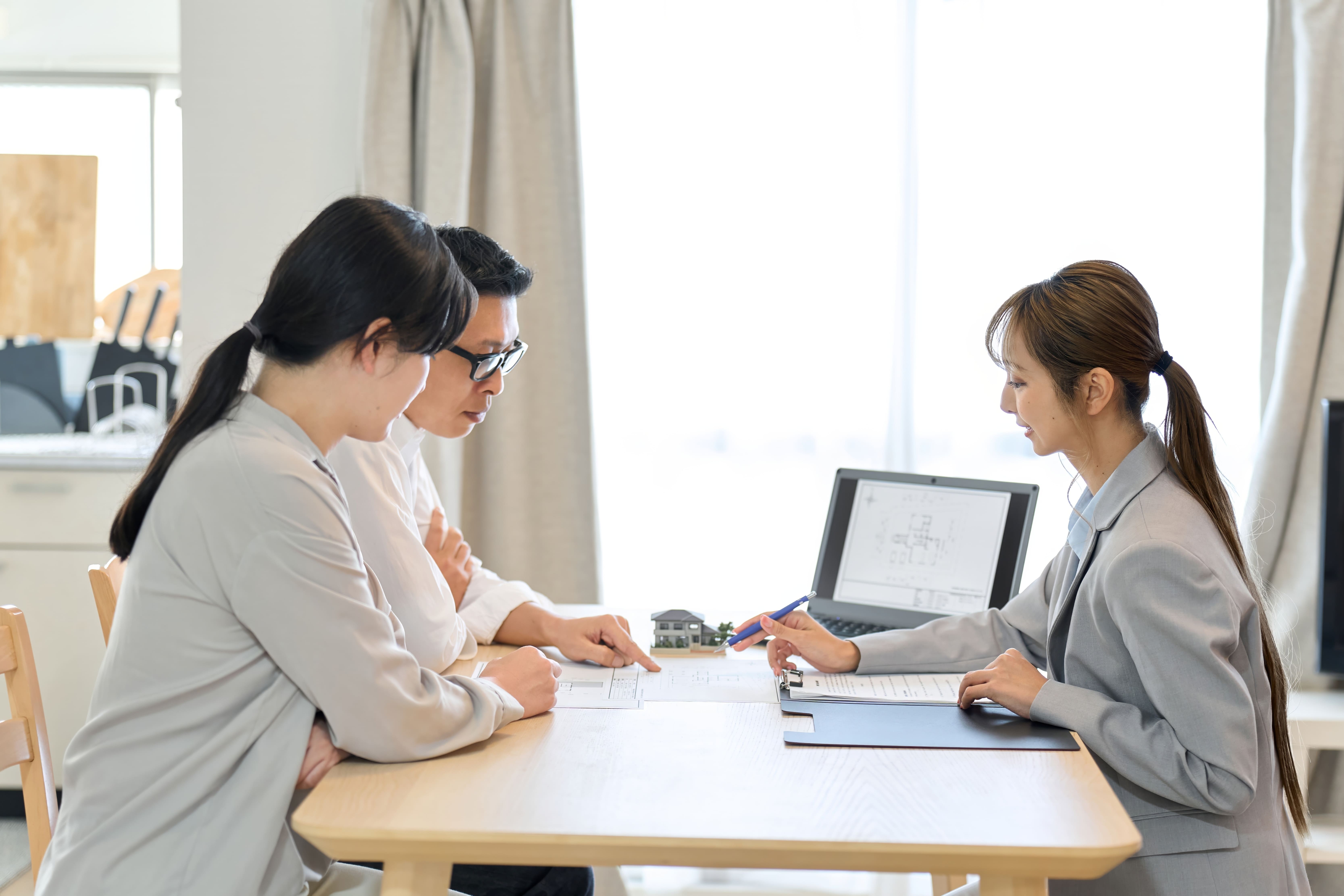 不動産仲介事業